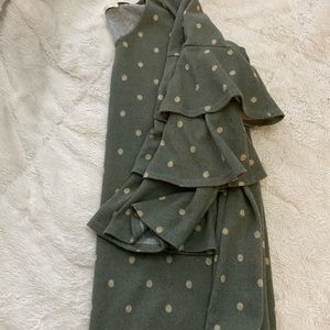 Polka Dot, mid length bell bottom sleeve top